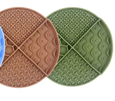 Pawsome Tails Calming Lick Mat